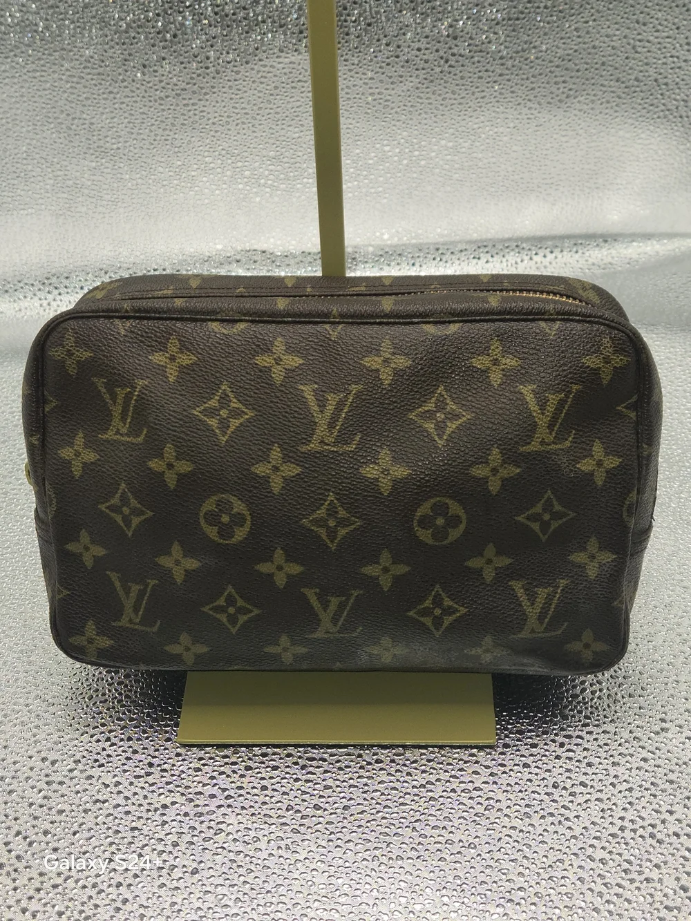 ✨ Authentic Louis Vuitton Monogram Cosmetic Pouch PM ✨